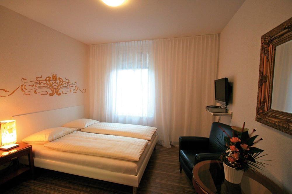 Swiss Star Marc Aurel - Self Check-In Apartment Цюрих Екстериор снимка